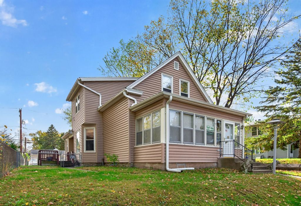 864 Case Avenue, Saint Paul, MN 55106 — exterior