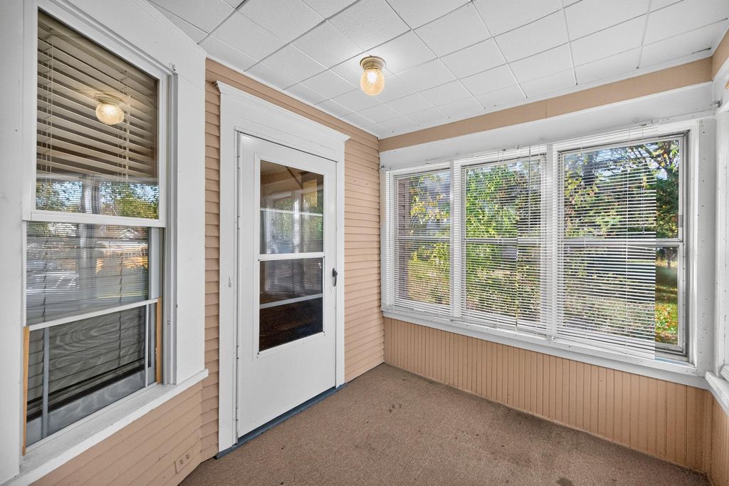 864 Case Avenue, Saint Paul, MN 55106 — photo 3