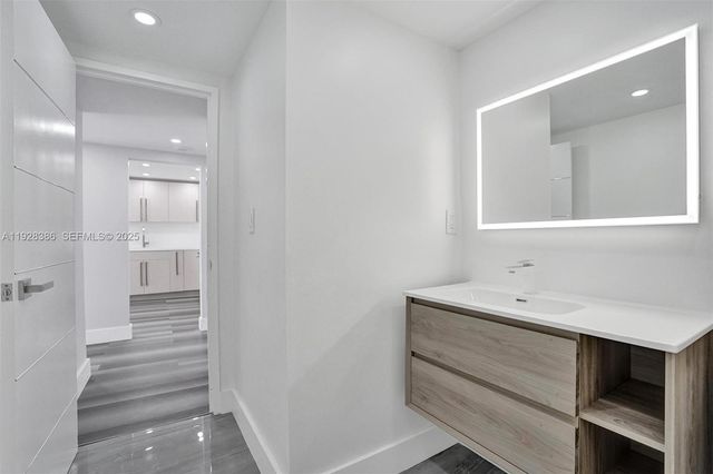 500 Three Islands Blvd 1201, Hallandale Beach, FL 33009