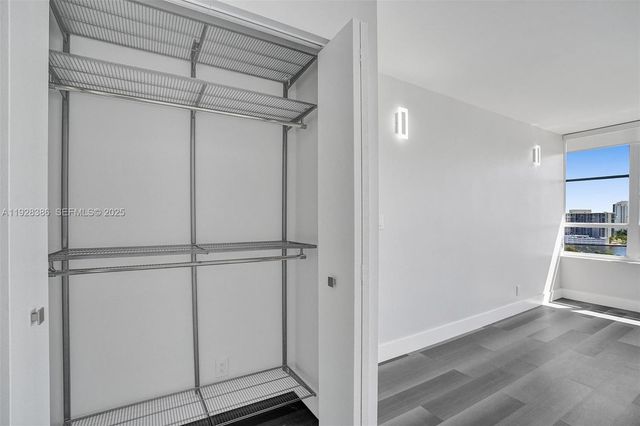 500 Three Islands Blvd 1201, Hallandale Beach, FL 33009