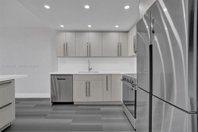 500 Three Islands Blvd 1201, Hallandale Beach, FL 33009