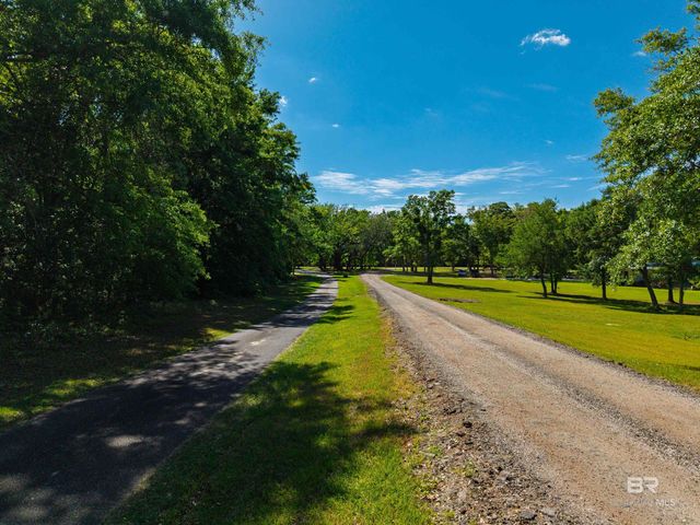 19121 Boothe Road, Fairhope, AL 36532