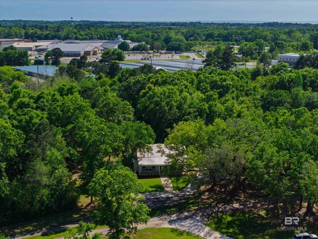 19121 Boothe Road, Fairhope, AL 36532