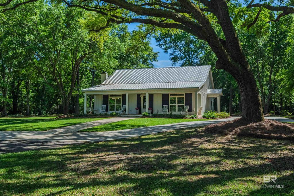 19121 Boothe Road, Fairhope, AL 36532