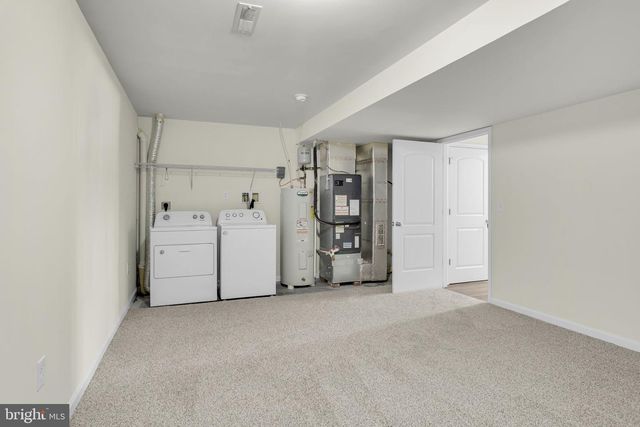 731 GREGS DR, Harrisburg, PA 17111