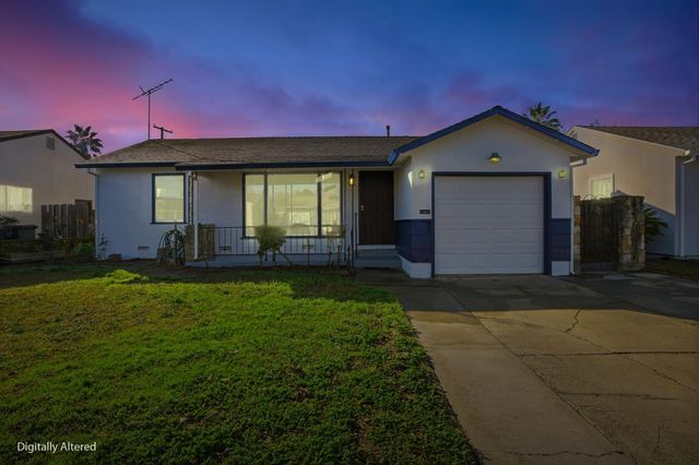 1436 Sterling St, Sacramento, CA 95822