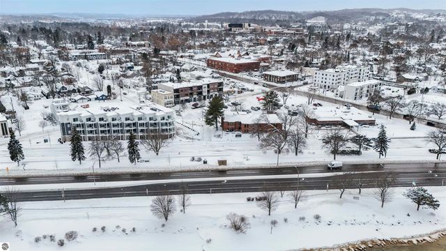 601 Randolph Street, Traverse City, MI 49684