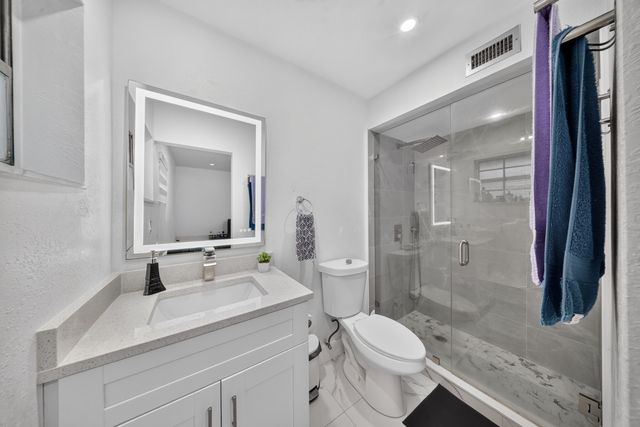 265 CAPE COD Circle, Lake Worth, FL 33467