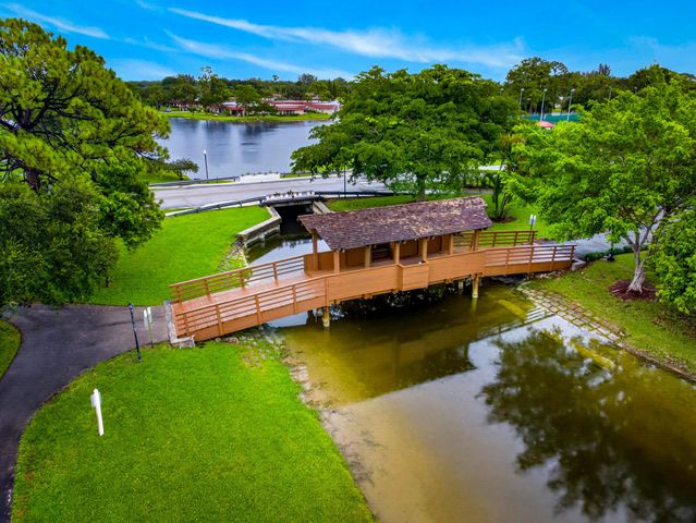 265 CAPE COD Circle, Lake Worth, FL 33467