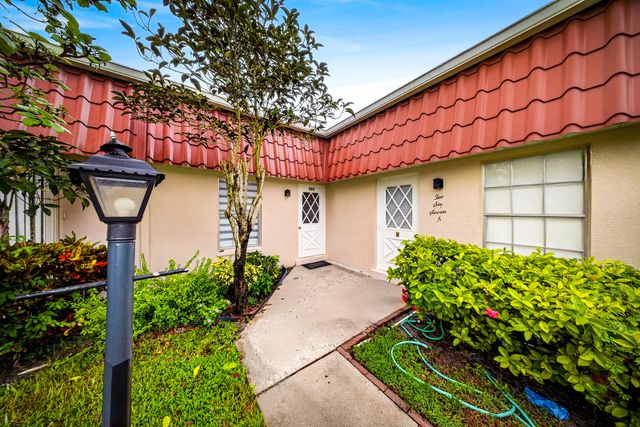 265 CAPE COD Circle, Lake Worth, FL 33467