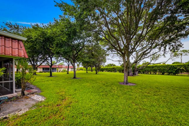 265 CAPE COD Circle, Lake Worth, FL 33467