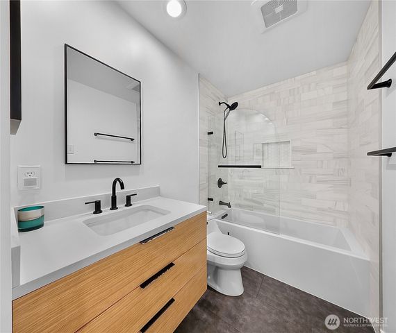 15917 183rd Place NE, Woodinville, WA 98072