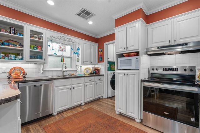 2807 Dallas Drive, Fort Smith, AR 72901