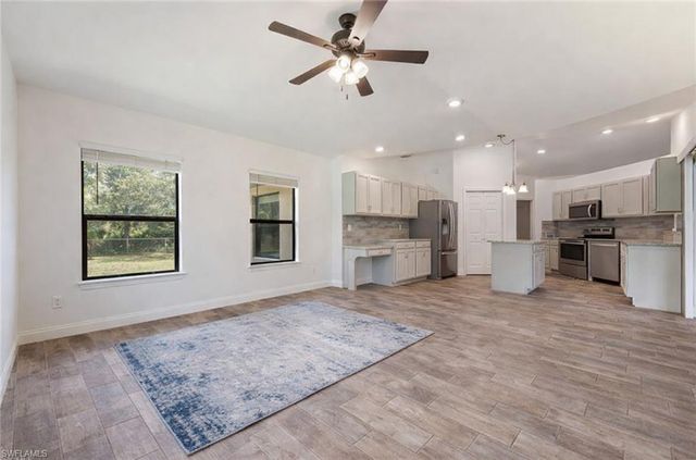 417 Thompson AVE, Lehigh Acres, FL 33972