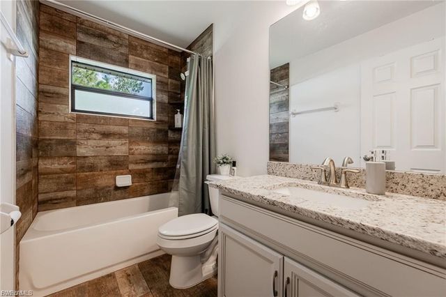 417 Thompson AVE, Lehigh Acres, FL 33972