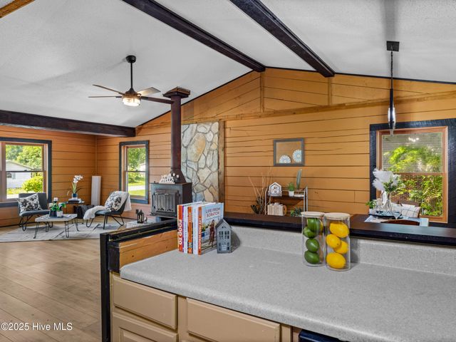 210 Edgewood Drive, Jacksonville, NC 28546