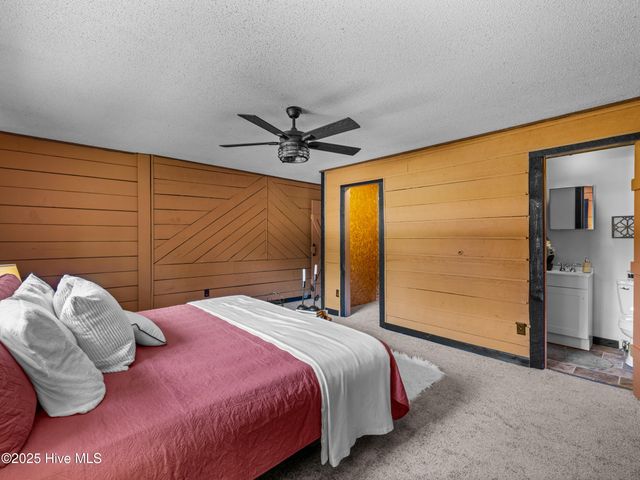 210 Edgewood Drive, Jacksonville, NC 28546