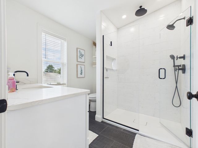 36 Bellevue Ave, North Smithfield, RI 02896