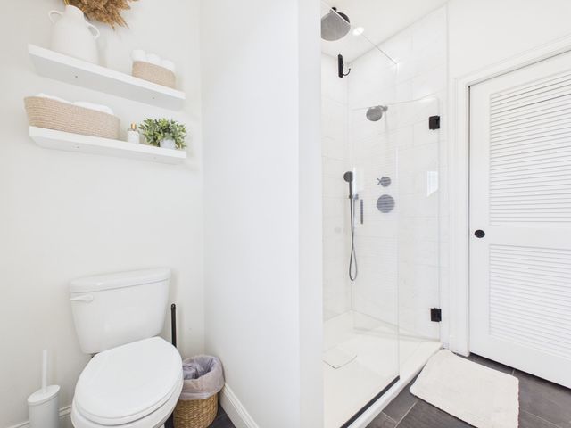 36 Bellevue Ave, North Smithfield, RI 02896