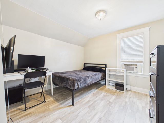 36 Bellevue Ave, North Smithfield, RI 02896