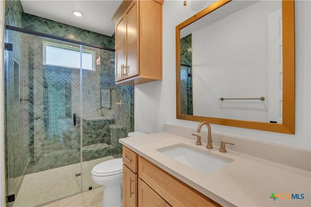 6625 King Oaks Boulevard, Salado, TX 76571