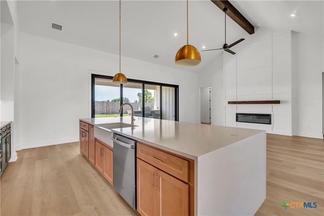 6625 King Oaks Boulevard, Salado, TX 76571