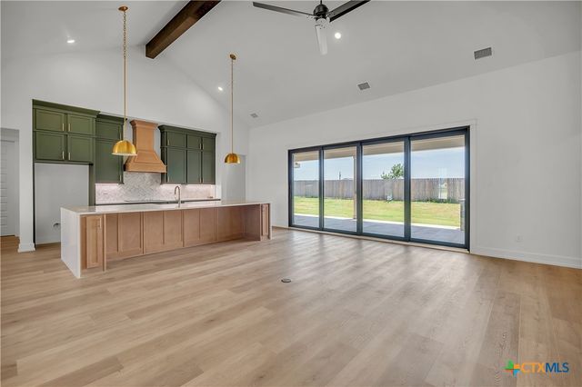 6625 King Oaks Boulevard, Salado, TX 76571