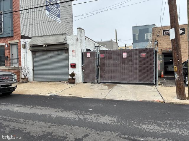 2631 E HAGERT ST, Philadelphia, PA 19125