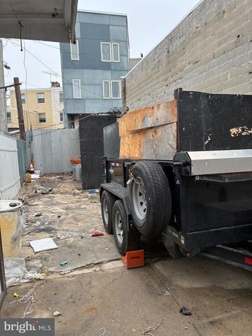 2631 E HAGERT ST, Philadelphia, PA 19125