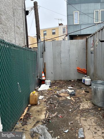 2631 E HAGERT ST, Philadelphia, PA 19125