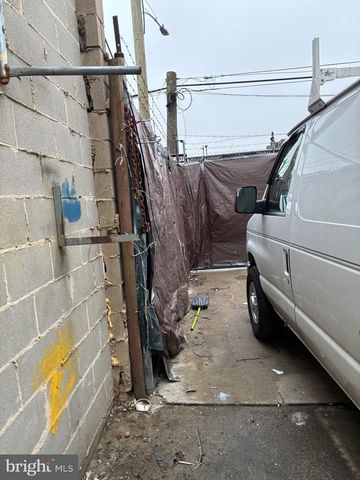 2631 E HAGERT ST, Philadelphia, PA 19125