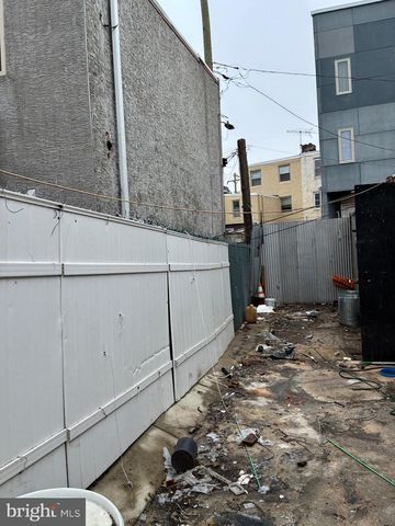 2631 E HAGERT ST, Philadelphia, PA 19125