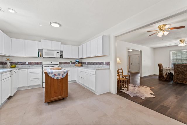 8416 Yellow Oak, Jacksonville, AR 72076