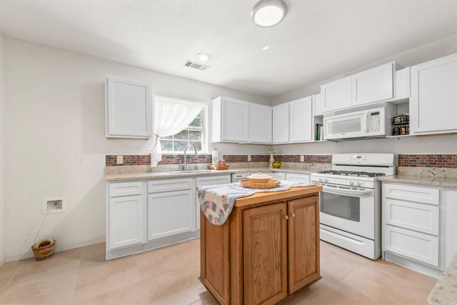 8416 Yellow Oak, Jacksonville, AR 72076