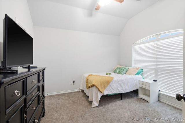 5874 E 147th Street N, Collinsville, OK 74021