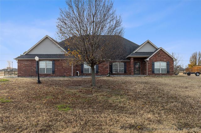 5874 E 147th Street N, Collinsville, OK 74021