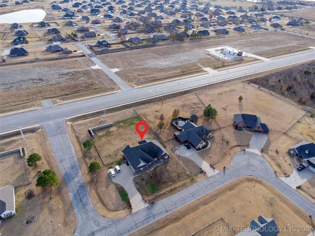 5874 E 147th Street N, Collinsville, OK 74021