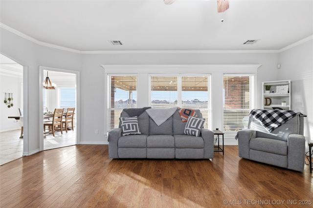 5874 E 147th Street N, Collinsville, OK 74021