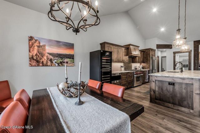 11674 N ARNICAS CT, Hayden, ID 83835