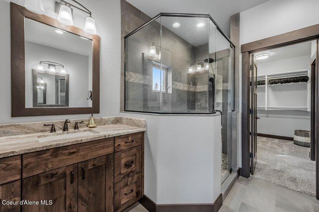 11674 N ARNICAS CT, Hayden, ID 83835