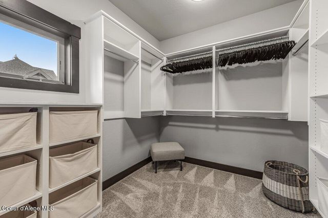 11674 N ARNICAS CT, Hayden, ID 83835