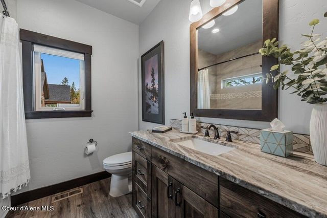 11674 N ARNICAS CT, Hayden, ID 83835