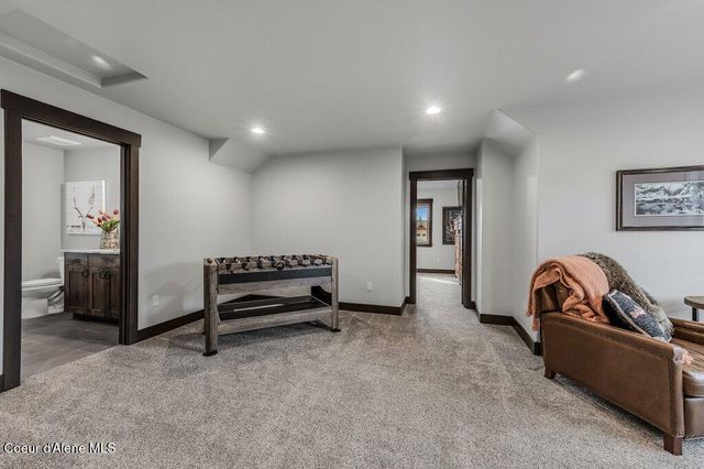 11674 N ARNICAS CT, Hayden, ID 83835