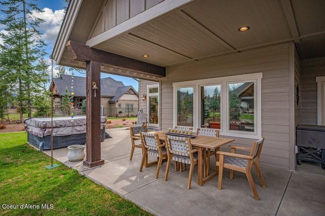 11674 N ARNICAS CT, Hayden, ID 83835