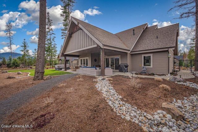 11674 N ARNICAS CT, Hayden, ID 83835