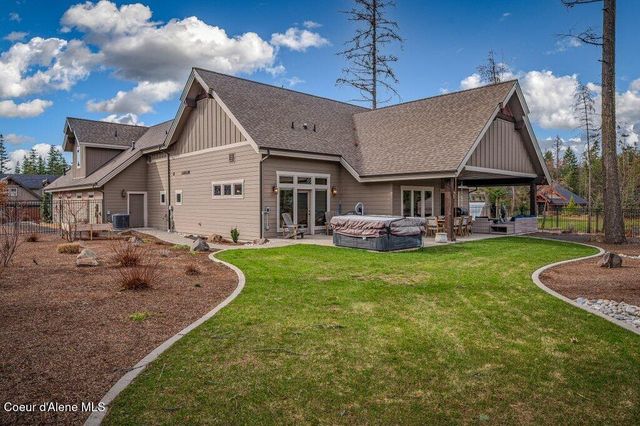 11674 N ARNICAS CT, Hayden, ID 83835