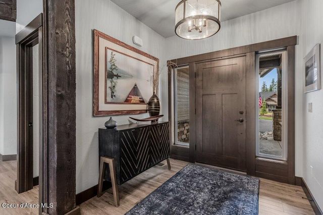 11674 N ARNICAS CT, Hayden, ID 83835