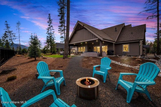 11674 N ARNICAS CT, Hayden, ID 83835