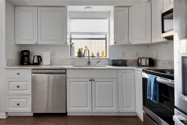 368 RIDGE ROAD SW, Largo, FL 33770