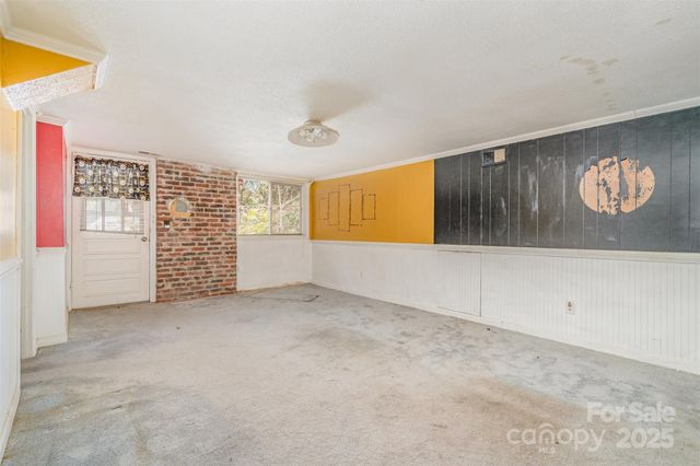 505 N Chestnut Street, Gastonia, NC 28054